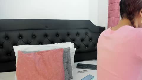 Snapshot of emily_rose78 chatting on September 16, 3:35 pm EMILY online show from September 16, 3:35 pm