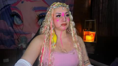 emily_salvatore online show from September 25, 6:11 pm