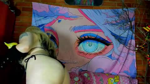 emily_salvatore online show from February 13, 6:48 pm