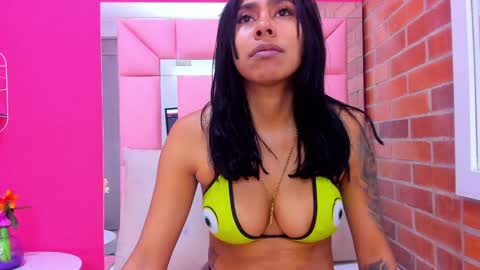 Emily online show from December 20, 10:49 am