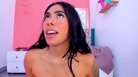 Emily online show from February 9, 2:18 pm