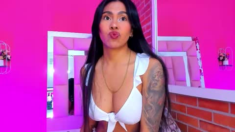 Emily online show from September 19, 11:33 am