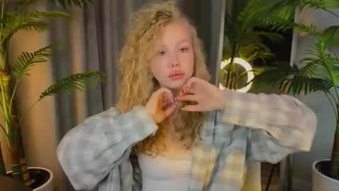 emily shepard online show from November 20, 2:34 am