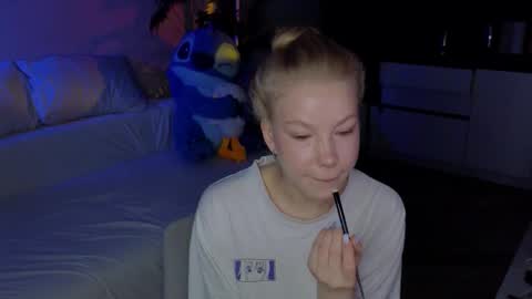 emily shepard online show from May 14, 1:45 am