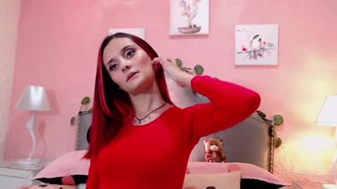 Snapshot of emily_tonson chatting on January 13, 10:03 pm Emily online show from January 13, 10:03 pm