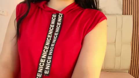 Emily Trujillo online show from January 10, 7:04 pm