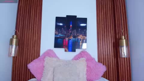 Emily. online show from October 5, 3:16 am