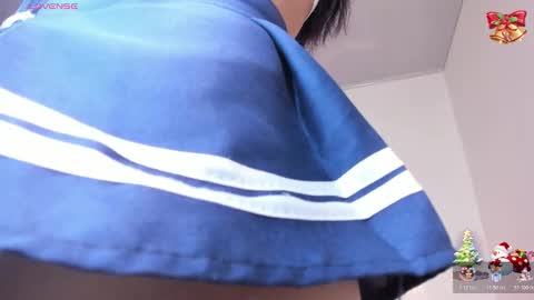 Emi online show from December 14, 5:29 pm