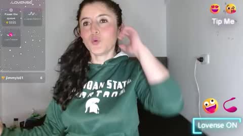 emily online show from October 18, 2:25 am