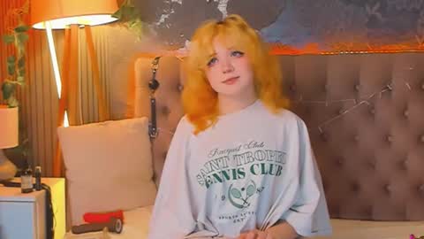 Snapshot of emilyangels chatting on April 24, 7:33 am Baby Emelli online show from April 24, 7:33 am