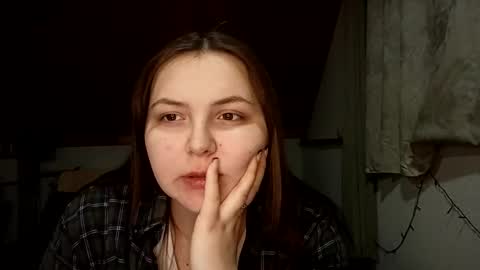emilyar online show from April 26, 7:33 pm