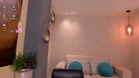 Emily Armstrong online show from December 21, 3:31 pm