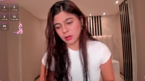 Emily Armstrong online show from December 22, 12:05 pm