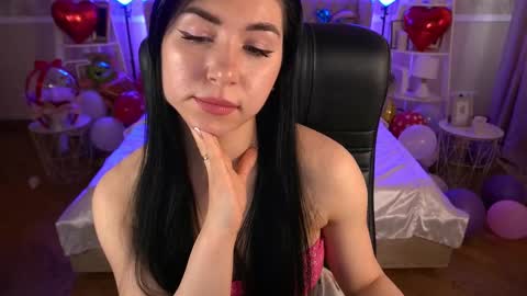 Emy online show from February 18, 9:43 am