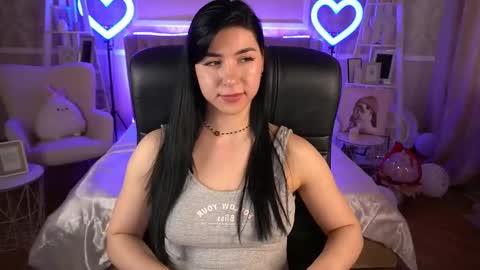 Emy online show from March 4, 10:57 am