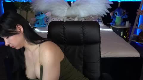 Emy online show from October 20, 5:41 am