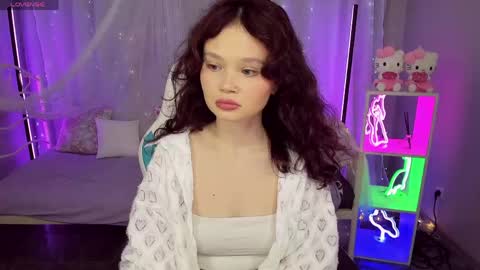 Snapshot of emilychaves chatting on May 25, 7:14 am Emilyhaves online show from May 25, 7:14 am