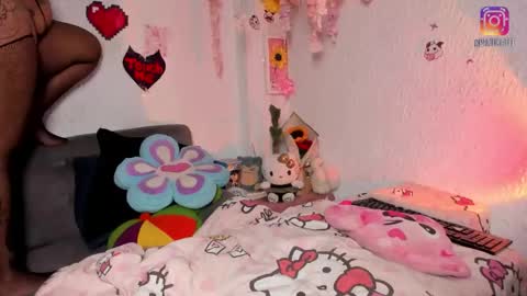 Emily online show from April 11, 5:12 am