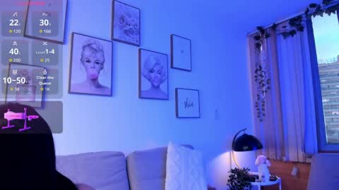 Emily online show from June 2, 11:34 am