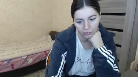 emilyfork online show from November 5, 6:57 am