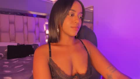 Emily  online show from January 23, 11:05 pm