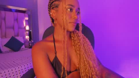 Emily  online show from January 30, 8:10 pm