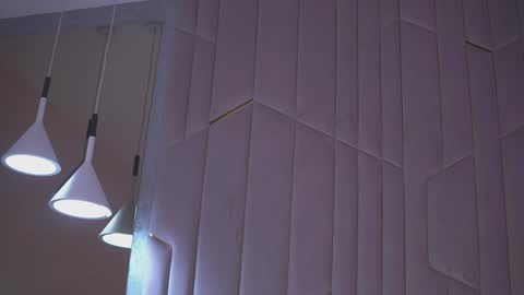 Emily online show from January 13, 2:32 pm