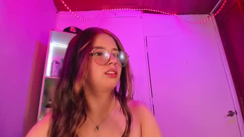 VALEEEN online show from January 5, 4:06 pm