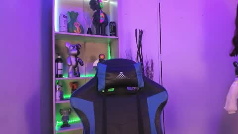 VALEEEN online show from January 10, 3:58 pm