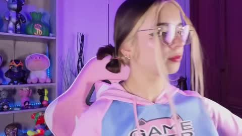 VALEEEN online show from September 13, 7:35 pm