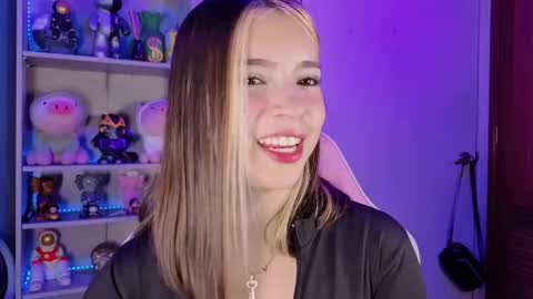 VALEEEN online show from October 2, 4:25 pm