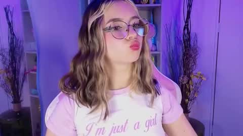 VALEEEN online show from October 23, 4:50 pm