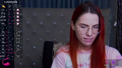 EmilyKents online show from January 18, 1:41 am