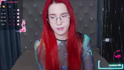 EmilyKents online show from October 9, 2:31 am