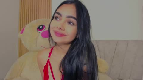 Snapshot of emilylittle___ chatting on April 27, 2:20 am EMI online show from April 27, 2:20 am