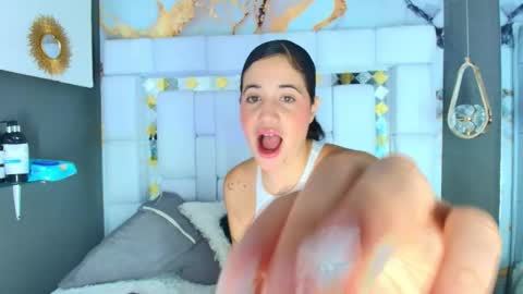 Emily online show from October 1, 5:46 am