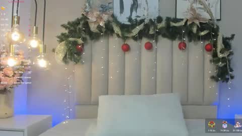 Snapshot of emilymiller_22 chatting on November 23, 12:38 pm Emily Miller online show from November 23, 12:38 pm
