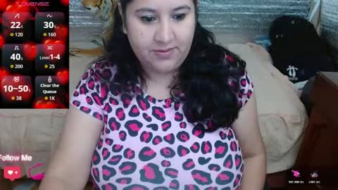 Snapshot of emilynessa_ chatting on March 25, 1:50 pm emily nessa online show from March 25, 1:50 pm