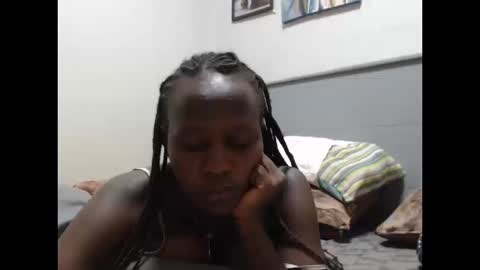 Emilly online show from March 12, 11:00 pm