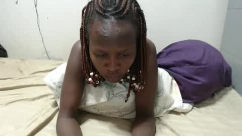 Emilly online show from April 15, 9:48 pm