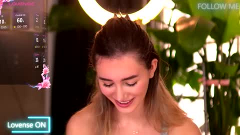 Emily online show from January 18, 12:09 pm