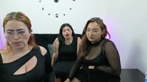 emily  friends online show from February 6, 12:48 am