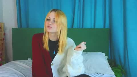 emily online show from April 27, 4:05 pm