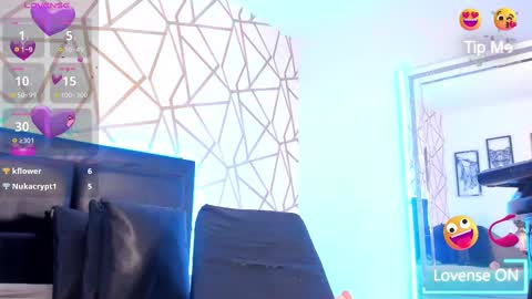         online show from February 13, 11:15 pm