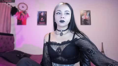  Emily Support me to have 100 likes plx online show from January 31, 10:10 pm