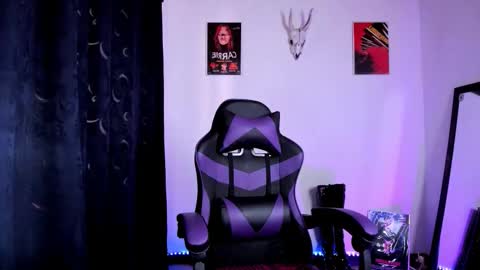  Emily Support me to have 100 likes plx online show from September 30, 9:09 pm