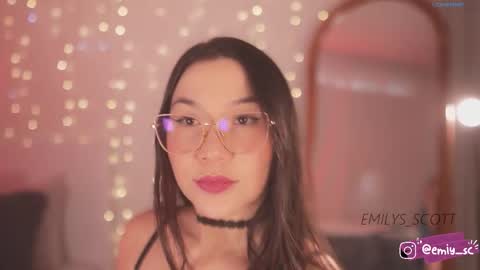 Snapshot of emilys_scott chatting on February 1, 1:31 pm Emy online show from February 1, 1:31 pm