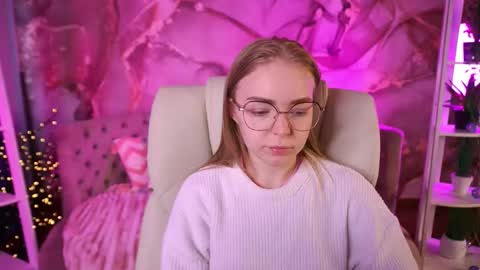  MY NAME IS Emily WELCOME EVERYONE I WILL BE HAPPY TO GIVE YOU WHAT YOU HAVE DREAMED OF FOR SO LONG online show from March 19, 7:45 am