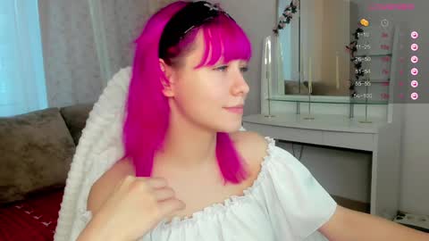 Betty online show from May 10, 1:11 am