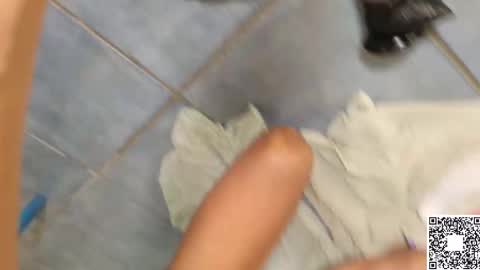 Emily ----  online show from February 19, 2:34 pm